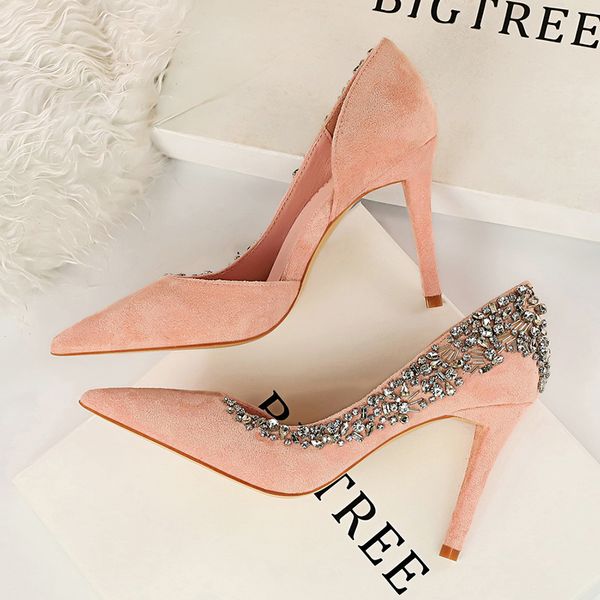 new arrival 2020 women heels wedding shoes bride high heels dress shoes women plus size zapatos mujer tacon, Black
new arrival 2020 women heels wedding shoes bride high heels dress shoes women plus size zapatos mujer tacon, Black