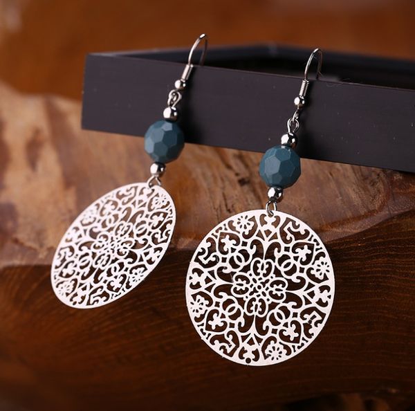 2019 new european and american fashion hollow-out complex round popular decorative earrings beauty earrings gifthollow round earrings qjs663, Silver
2019 new european and american fashion hollow-out complex round popular decorative earrings beauty earrings gifthollow round earrings qjs663, Silver