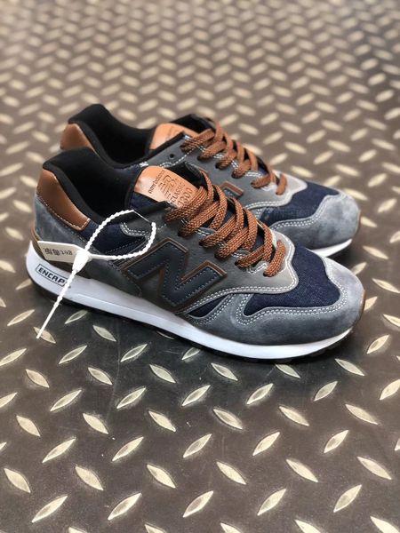 2020 men's fashion air cushion running shoes multiple colors zapatas fashion outdoor sneakers high design sneakers jogging size
2020 men's fashion air cushion running shoes multiple colors zapatas fashion outdoor sneakers high design sneakers jogging size