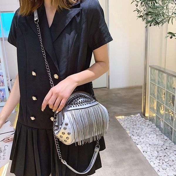 cute retro tassel fashion shell bag girl rivet clip lock rivet design multifunctional shell shoulder messenger bag ladies
cute retro tassel fashion shell bag girl rivet clip lock rivet design multifunctional shell shoulder messenger bag ladies