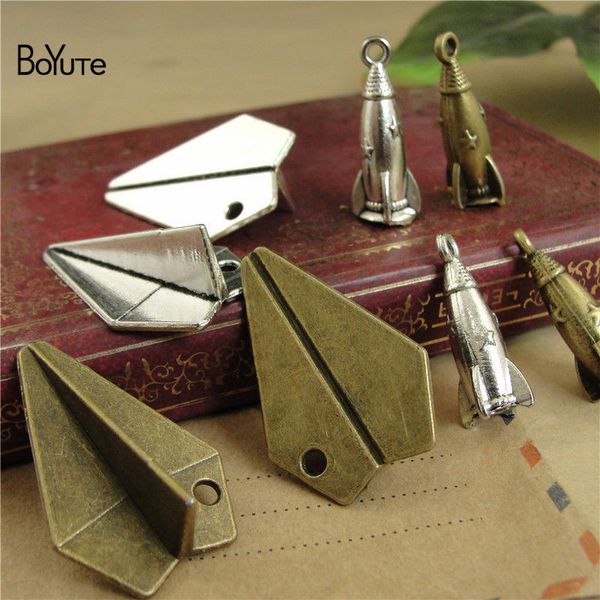 boyute (50 pieces/lot) antique bronze silver plated aircraft missile pendant charms for jewelry making, Black
boyute (50 pieces/lot) antique bronze silver plated aircraft missile pendant charms for jewelry making, Black