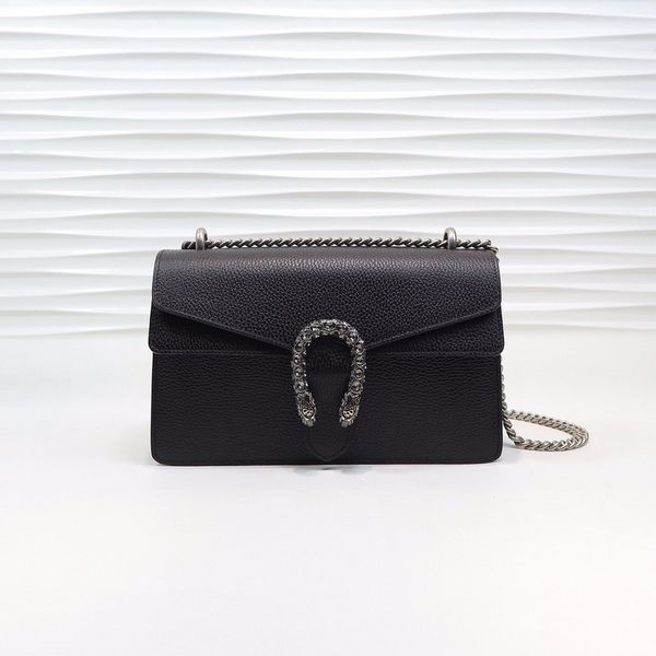 classic fashion retro one shoulder diagonal trend chain bag advanced sense diagonal span bag 28*18*9 q027
classic fashion retro one shoulder diagonal trend chain bag advanced sense diagonal span bag 28*18*9 q027