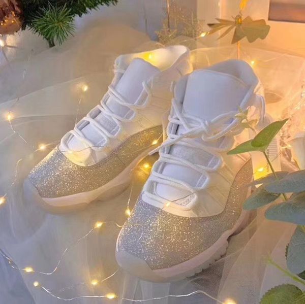 11 wmns metallic silver white vast grey kid children basketball shoes good quality 11s jumpman boys girl trainer sneaker ar0715-100, White;red
11 wmns metallic silver white vast grey kid children basketball shoes good quality 11s jumpman boys girl trainer sneaker ar0715-100, White;red