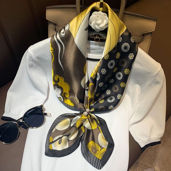 2020 spring new scarf square 70x70cm silk feeling scarves for women brand shawl wrap lady neckerchief silk, Blue;gray
2020 spring new scarf square 70x70cm silk feeling scarves for women brand shawl wrap lady neckerchief silk, Blue;gray