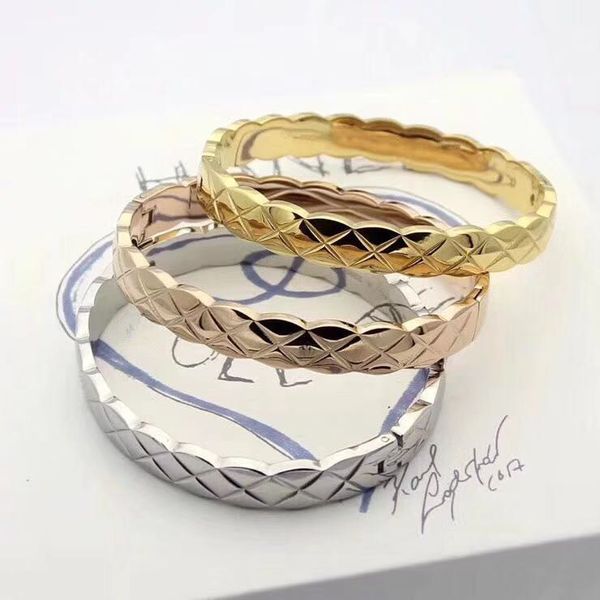 luxury designer bracelet stainless steel jewelry cuff bracelet jewelry women twill bracelet fashion chain bracelets brazaletes de hombre, Black
luxury designer bracelet stainless steel jewelry cuff bracelet jewelry women twill bracelet fashion chain bracelets brazaletes de hombre, Black