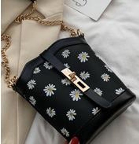 translucent small bag 2020 new arrival wave fashion wild ins messenger designer female bag chain bucket bag 
translucent small bag 2020 new arrival wave fashion wild ins messenger designer female bag chain bucket bag