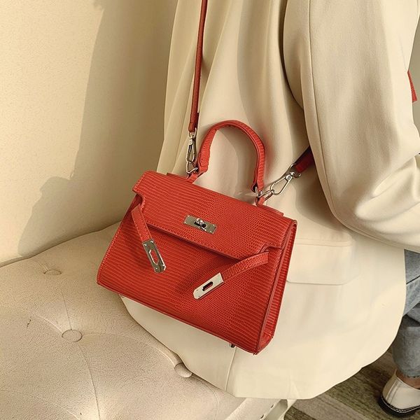 portable air shou lin bao package exquisite handbags 2020 shoulder bag fashion simple
portable air shou lin bao package exquisite handbags 2020 shoulder bag fashion simple