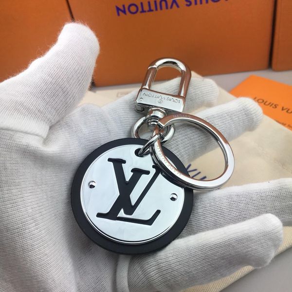 louis vuitton keychain дизайнерский брелок, этот изысканный кулон имеет изысканный стиль, который интерпретирует классическую элегантность и, Silver
louis vuitton keychain дизайнерский брелок, этот изысканный кулон имеет изысканный стиль, который интерпретирует классическую элегантность и, Silver