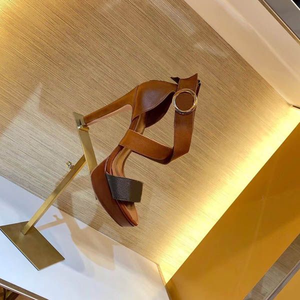 classic sandals female style summer 2020 shoes opentoe sandals metal button leather high-heeled female style shoes .5 cm lar, Black
classic sandals female style summer 2020 shoes opentoe sandals metal button leather high-heeled female style shoes .5 cm lar, Black