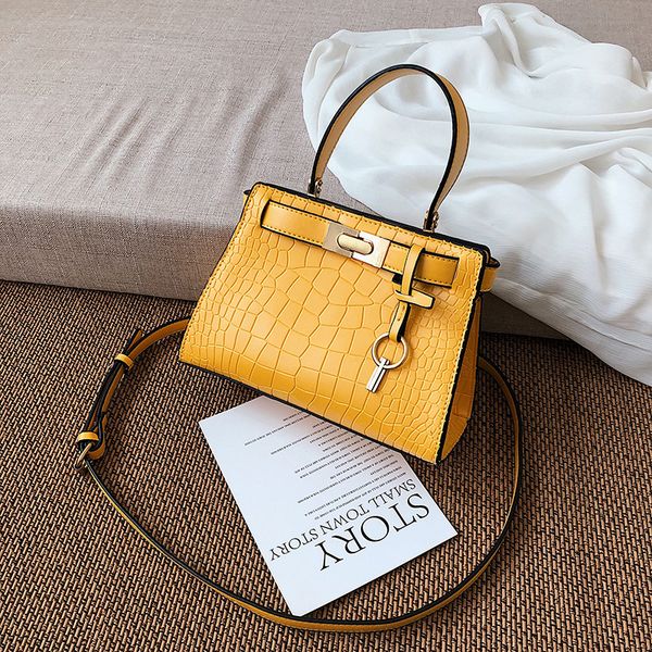 lady handbags messenger-bags women clutch small vintage design diagonal fashion girls
lady handbags messenger-bags women clutch small vintage design diagonal fashion girls