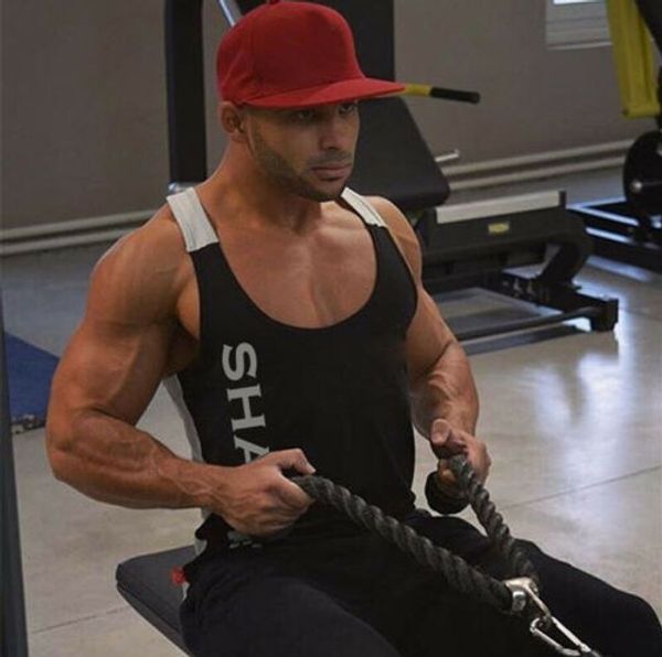 a muscle-exposing gym vest for men and in a variety of colors for spring summer and fall, Black;blue
a muscle-exposing gym vest for men and in a variety of colors for spring summer and fall, Black;blue