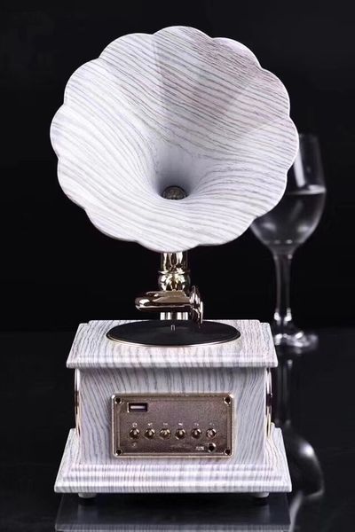 2020 творческого ретро граммофон алюминиевого сплава bluetooth usb открытой крытый гостиной спальня автомобиль подарок подарочной коробки
2020 творческого ретро граммофон алюминиевого сплава bluetooth usb открытой крытый гостиной спальня автомобиль подарок подарочной коробки