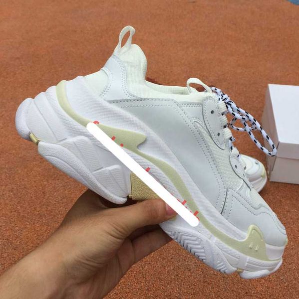 luxury paris triple-s dorky dad shoes men women new fashion show genuine leather track outdoor party casual designer shoes sneaker
luxury paris triple-s dorky dad shoes men women new fashion show genuine leather track outdoor party casual designer shoes sneaker
