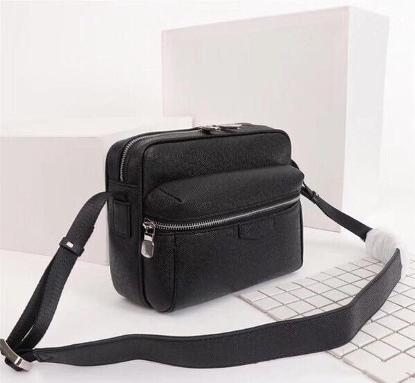 designer luxury women the tote bag fashion versatile handbags shoulder crossbody bags purse tories totes large capacity saddle wallets 7a li
designer luxury women the tote bag fashion versatile handbags shoulder crossbody bags purse tories totes large capacity saddle wallets 7a li