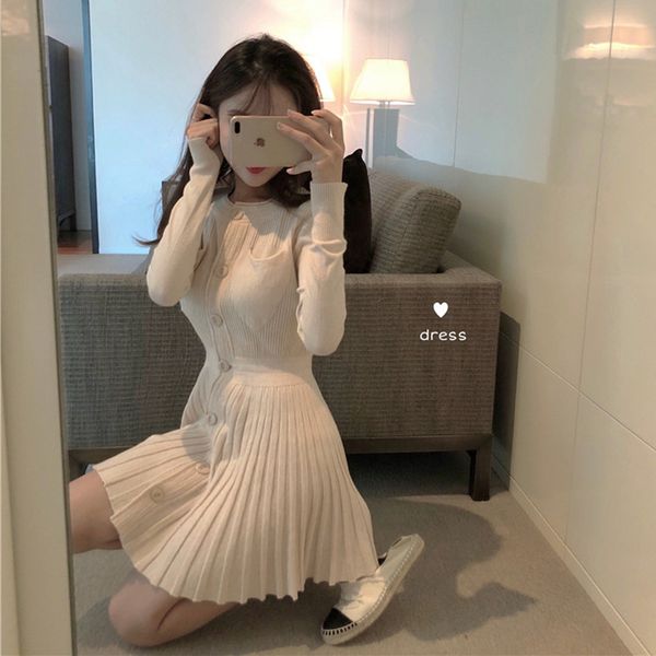 gaolengyujiefeng knitting dress women's autumn and winter wear with temperament slim small new, Black;gray
gaolengyujiefeng knitting dress women's autumn and winter wear with temperament slim small new, Black;gray