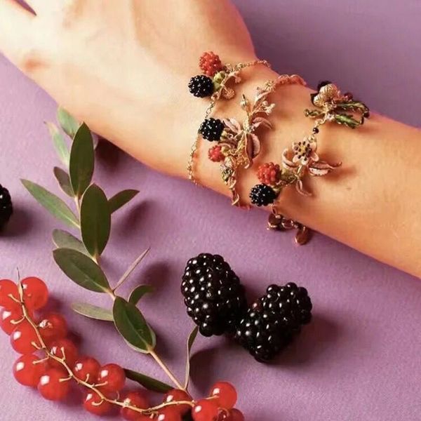fashion designer amybaby raspberry blackberries red stone womens bracelets enamelled glaze jewelry for party, Golden;silver
fashion designer amybaby raspberry blackberries red stone womens bracelets enamelled glaze jewelry for party, Golden;silver
