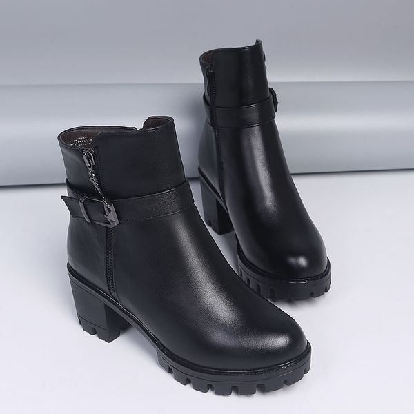 women ankle boots botas mujer leather dropshipping 2020 winter women boots with fur ladies shoes plus size, Black
women ankle boots botas mujer leather dropshipping 2020 winter women boots with fur ladies shoes plus size, Black