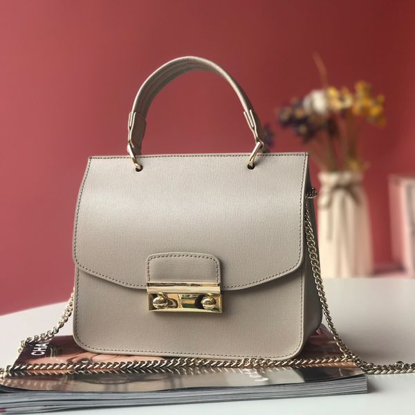cross body bags plain lady genuine leather chains purses sweet dress thread single shoulder bags ladies hand bags cluth bag
cross body bags plain lady genuine leather chains purses sweet dress thread single shoulder bags ladies hand bags cluth bag