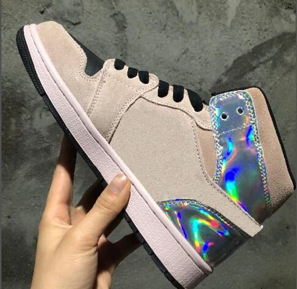 2020 men women 1s outdoor shoes high og light bone racer beige blue shinny leather trainer sneaker size 36 -47
2020 men women 1s outdoor shoes high og light bone racer beige blue shinny leather trainer sneaker size 36 -47