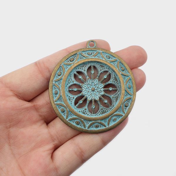5pcs antique silver/patina verdigris/brown open flower emboss round shield big charms pendants for jewelry making findings
5pcs antique silver/patina verdigris/brown open flower emboss round shield big charms pendants for jewelry making findings