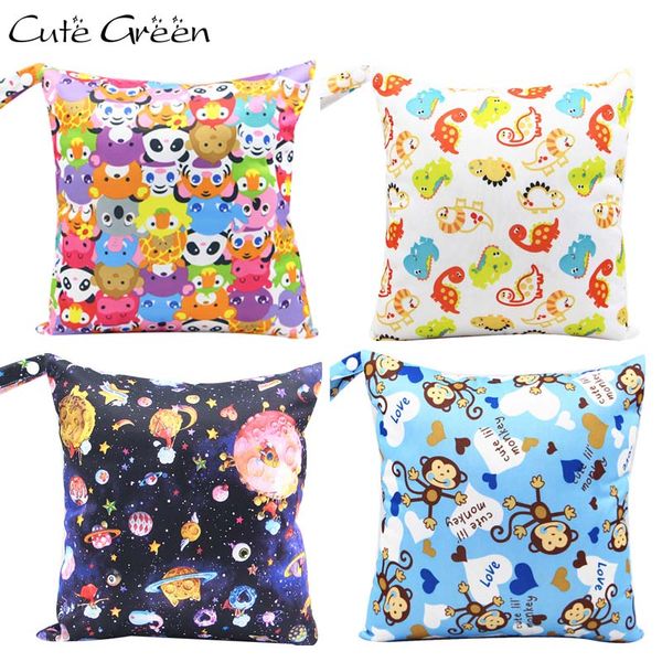 28*30cm Mini PUL Wet Bag Waterproof Cute Print Reusable Single Pocket Cloth Nappy Stroller Bag Travel Diaper Bags Washable