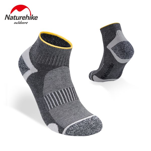 naturehike 2019 men women socks short tube sports socks spring summer wicking thin section cotton fitness running, Black
naturehike 2019 men women socks short tube sports socks spring summer wicking thin section cotton fitness running, Black