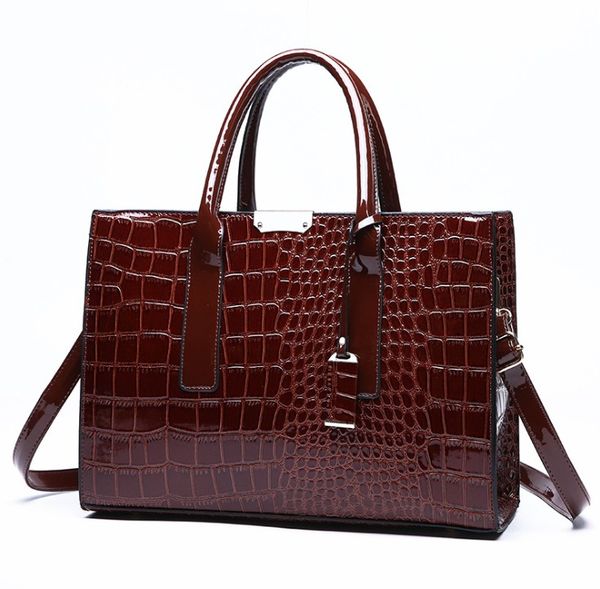 new european and american crocodile pattern handbag, high-end pu shoulder diagonal big bag, fashion oil leather tote
new european and american crocodile pattern handbag, high-end pu shoulder diagonal big bag, fashion oil leather tote