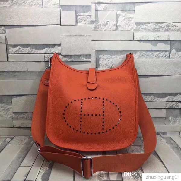 handbag shoulder bag metal hardware large capacity leather and canvas production fashion printing evelyne a12 12 andevelynea
handbag shoulder bag metal hardware large capacity leather and canvas production fashion printing evelyne a12 12 andevelynea
