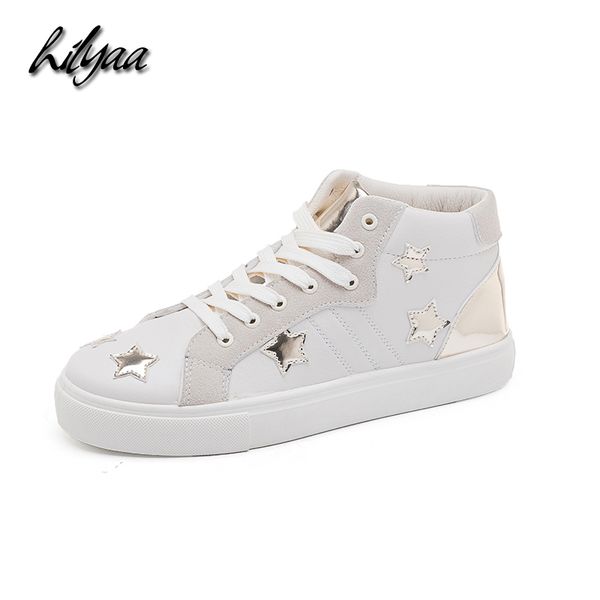 2019 new woman sneakers pu solid color platform flats shoes female casual outdoor lace-up gold stars vulcanized shoes women, Black
2019 new woman sneakers pu solid color platform flats shoes female casual outdoor lace-up gold stars vulcanized shoes women, Black
