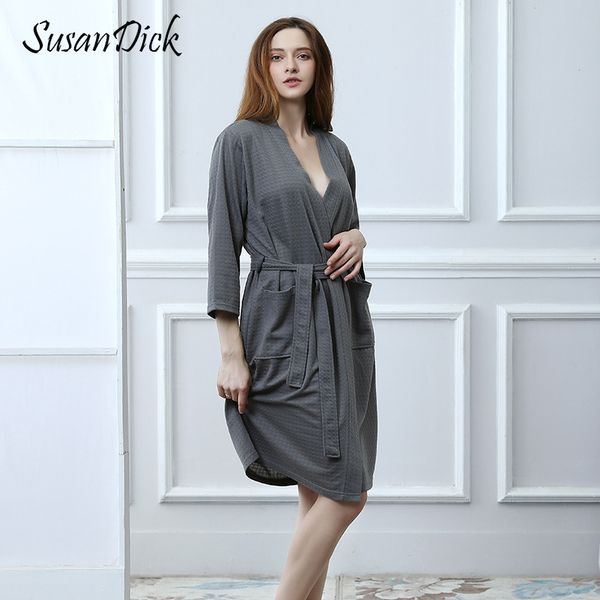 susandick bathrobe women three quarter sleeve ladies waffle cardigan robe nightgown autumn kimono robe knitted home clothes, Black;red
susandick bathrobe women three quarter sleeve ladies waffle cardigan robe nightgown autumn kimono robe knitted home clothes, Black;red