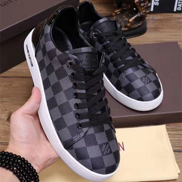 fashion designers graffiti with spikes flats shoes red bottom shoes for women mens luxurious party lovers genuine leather sneakers, Black
fashion designers graffiti with spikes flats shoes red bottom shoes for women mens luxurious party lovers genuine leather sneakers, Black