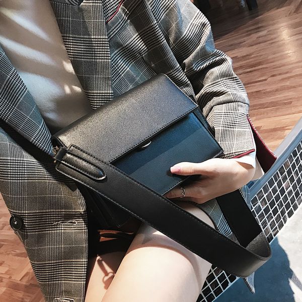 мода широкий ремень женщины сумки на ремне женщины crossbody сумка pu кожа сумка малый закрылков lady кошелек 2019
мода широкий ремень женщины сумки на ремне женщины crossbody сумка pu кожа сумка малый закрылков lady кошелек 2019