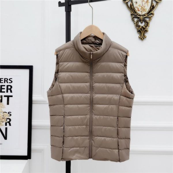 new women 50% white duck down vest women ultra light duck down vest jacket autumn winter round collar sleeveless coat, Black
new women 50% white duck down vest women ultra light duck down vest jacket autumn winter round collar sleeveless coat, Black