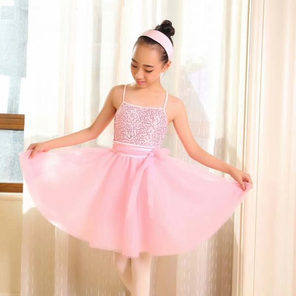 professional ballet tutus costume girls fancy dance dress v back ballerina dress kids women gymnastics leotard for dance, Black;red
professional ballet tutus costume girls fancy dance dress v back ballerina dress kids women gymnastics leotard for dance, Black;red