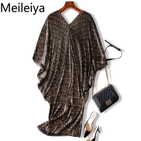 2019 new fashion v collar pleats batwing sleeve loose big size dress for women print clothing vestido ye853, Black;gray
2019 new fashion v collar pleats batwing sleeve loose big size dress for women print clothing vestido ye853, Black;gray