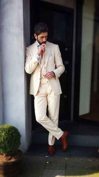 ivory yellow men tuxedos 2018 double breasted vest 2 buttons wedding suits for men slim fit 3 piece tuxedo (jacket+pants+vest, White;black
ivory yellow men tuxedos 2018 double breasted vest 2 buttons wedding suits for men slim fit 3 piece tuxedo (jacket+pants+vest, White;black