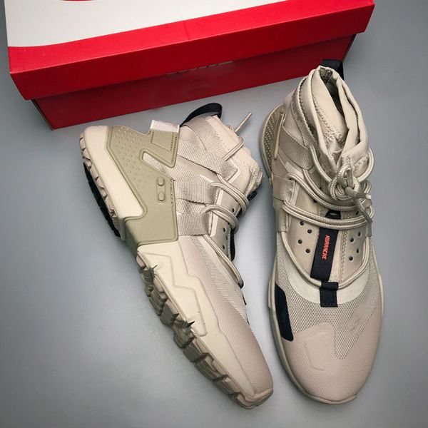 New HUARACHE GRIPP QS Mens High Runnig Sports Shoes Zipper And Bind Design Brown Outdoor Trainer Sneakers
New HUARACHE GRIPP QS Mens High Runnig Sports Shoes Zipper And Bind Design Brown Outdoor Trainer Sneakers