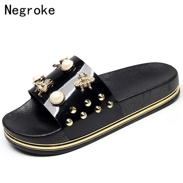 Chinelos redvelvett
Chinelos redvelvett