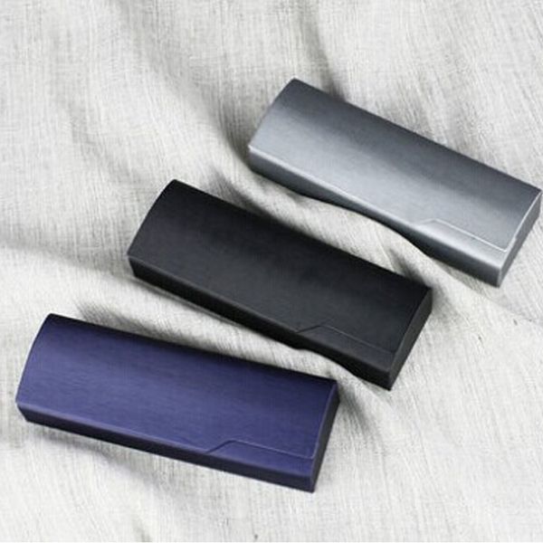 four-color business atmospheric myopia case case myopia glasses glasses box handmade packaging box
four-color business atmospheric myopia case case myopia glasses glasses box handmade packaging box