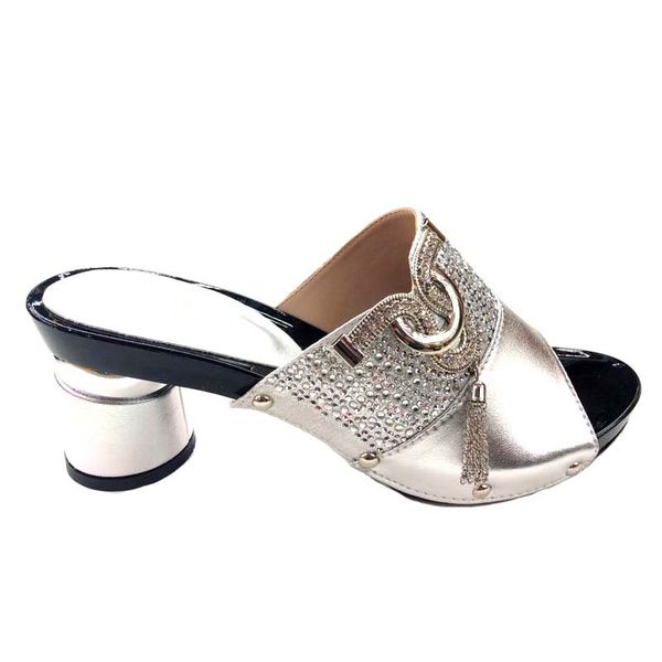 latest women golden slipper elegant italian women sandals shoes for parties african wedding high heels slip on women pumps shoes, Black
latest women golden slipper elegant italian women sandals shoes for parties african wedding high heels slip on women pumps shoes, Black