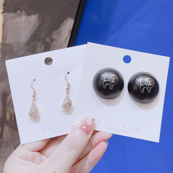 simple temperament hollow flower drop-shaped dangle earrings creative cute cartoon small lion round earrings jewelry female, Silver
simple temperament hollow flower drop-shaped dangle earrings creative cute cartoon small lion round earrings jewelry female, Silver