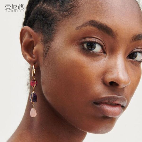 european and american famous new exquisite atmosphere resin earrings celebrity inspired geometric alloy earrings sale, Golden
european and american famous new exquisite atmosphere resin earrings celebrity inspired geometric alloy earrings sale, Golden