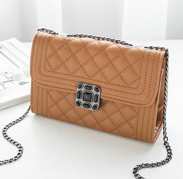 designer women's bag 2020 newset diamond chain fashion luxury small square bag shoulder messenger bag
designer women's bag 2020 newset diamond chain fashion luxury small square bag shoulder messenger bag