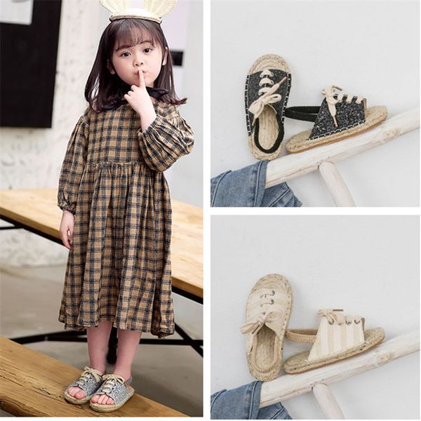 summer girl sandals korean flat bottom fashion students linen slippers trend straw sole children half sandals with elastic band, Black;red
summer girl sandals korean flat bottom fashion students linen slippers trend straw sole children half sandals with elastic band, Black;red