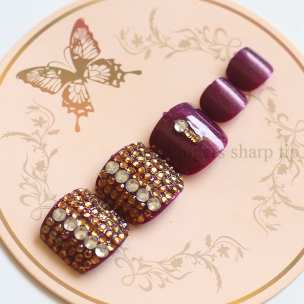 2019 high-grade fashion full drill handmade round toe fake nail crystal brown drill 24pcs #n39, Red;gold
2019 high-grade fashion full drill handmade round toe fake nail crystal brown drill 24pcs #n39, Red;gold