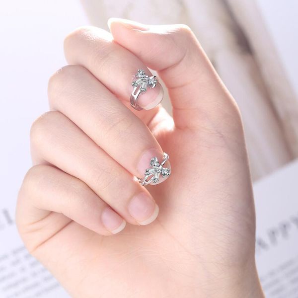 latest cute 925 sterling silver earrings girl jewelry popular zircon butterfly earrings women engagement accessories kofsac, Golden;silver
latest cute 925 sterling silver earrings girl jewelry popular zircon butterfly earrings women engagement accessories kofsac, Golden;silver