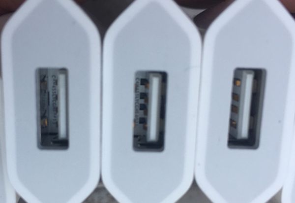 A ++++ OEM Качество 5W 5V 1A США / ЕС / Великобритания Подключите USB адаптер переменного то
A ++++ OEM Качество 5W 5V 1A США / ЕС / Великобритания Подключите USB адаптер переменного то