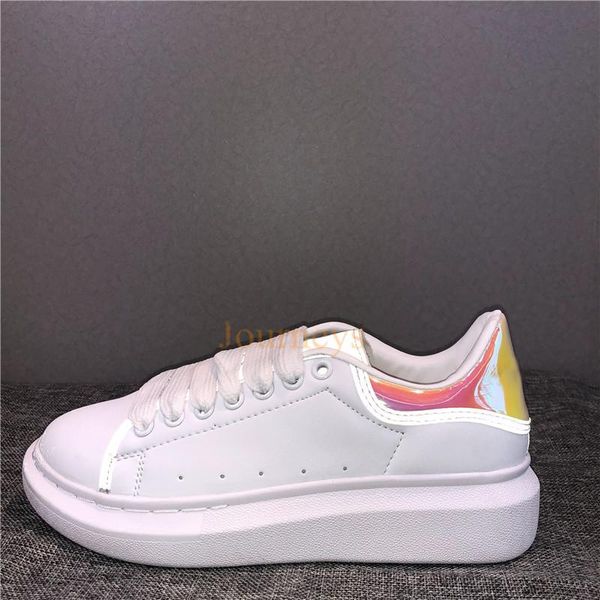 new fashion luxury 3m reflective velvet leather mens women shoe lace up platform flat sneakers white black casual shoes
new fashion luxury 3m reflective velvet leather mens women shoe lace up platform flat sneakers white black casual shoes