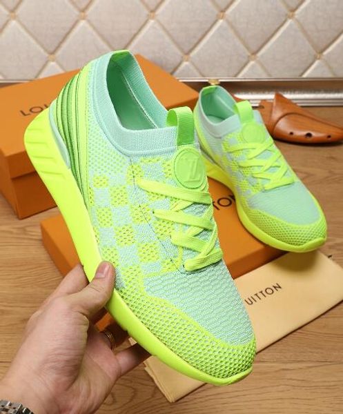 fashion 2019 new mens ultrapace sneaker classic running shoes flat runners sneaekers luxury mesh casual shoes old dirty shoes 39-45, Black
fashion 2019 new mens ultrapace sneaker classic running shoes flat runners sneaekers luxury mesh casual shoes old dirty shoes 39-45, Black