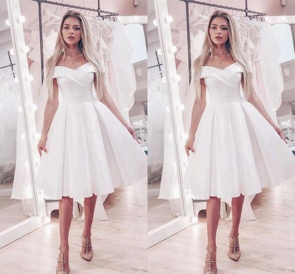 simple knee length short wedding dresses gown off the shoulder under 100 satin with sleeves pleated ruch country wedding bridal gowns, White
simple knee length short wedding dresses gown off the shoulder under 100 satin with sleeves pleated ruch country wedding bridal gowns, White